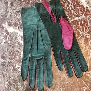Suede gloves